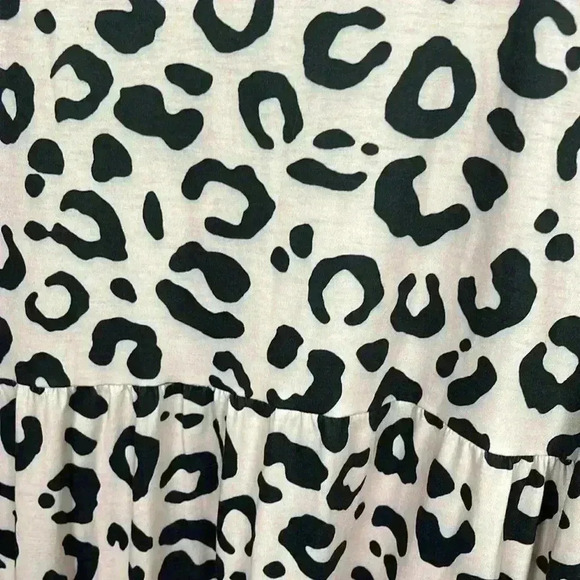 Boutique Women’s Leopard  Print Dress Pink & Black Print L Button Down Pullover - Picture 5 of 8